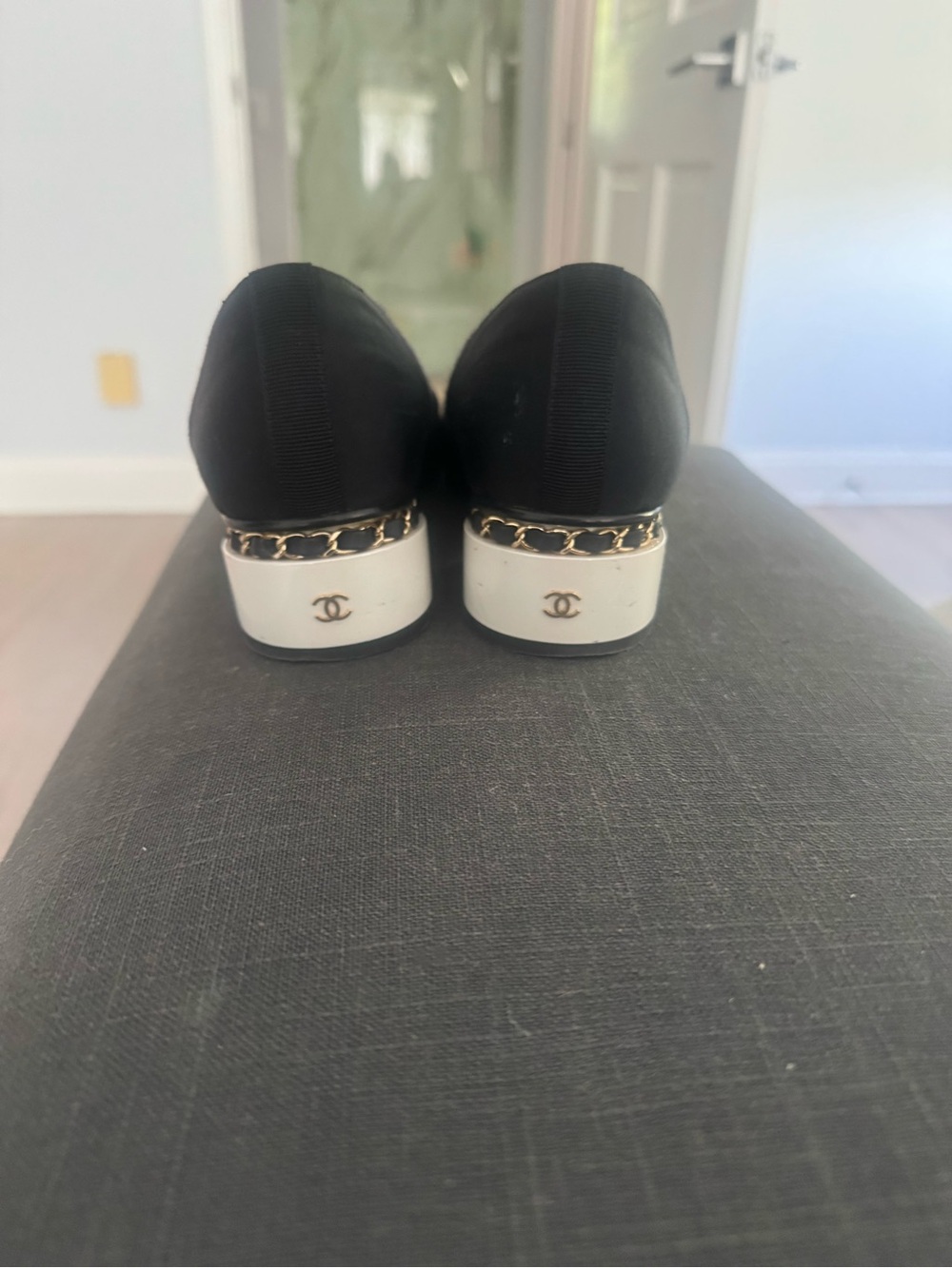 Chanel Interlocking C’s pump - Picture 7 of 16